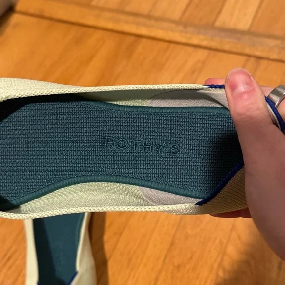 Rothy’s ‘The Ballet Flat in Sour Apple’ size 8 - Picture 4 of 6